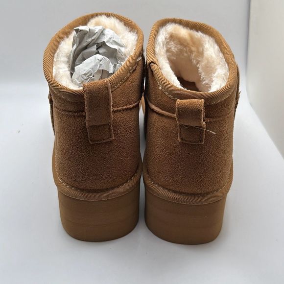 CUSHIONAIRE Women's Genuine Suede pull on platform boot +Memory Foam 8 WIDE CHES - Picture 4 of 7